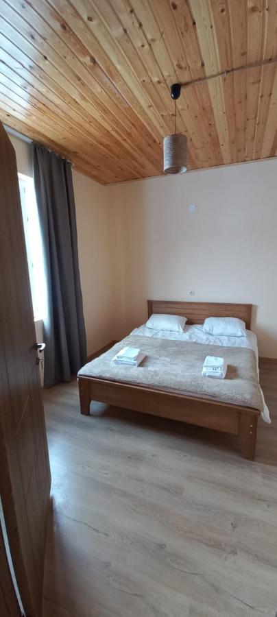 Guesthouse Caucasus Mestia Eksteriør billede