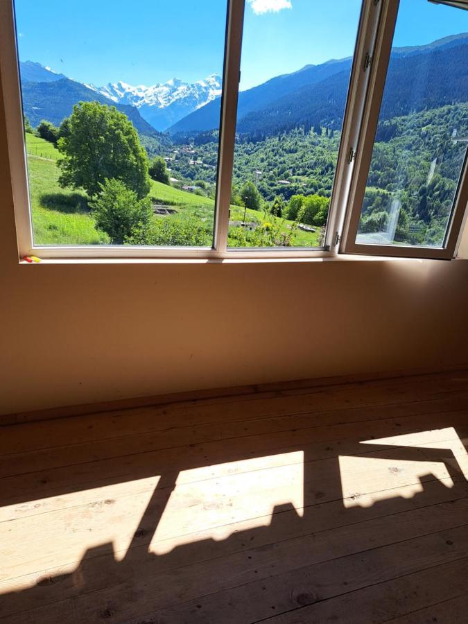 Guesthouse Caucasus Mestia Eksteriør billede